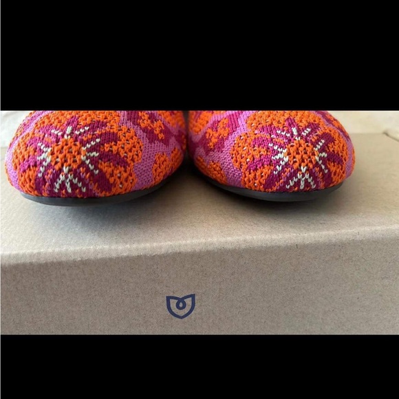 Gorgeous Patterned Rothy’s! - Picture 2 of 3